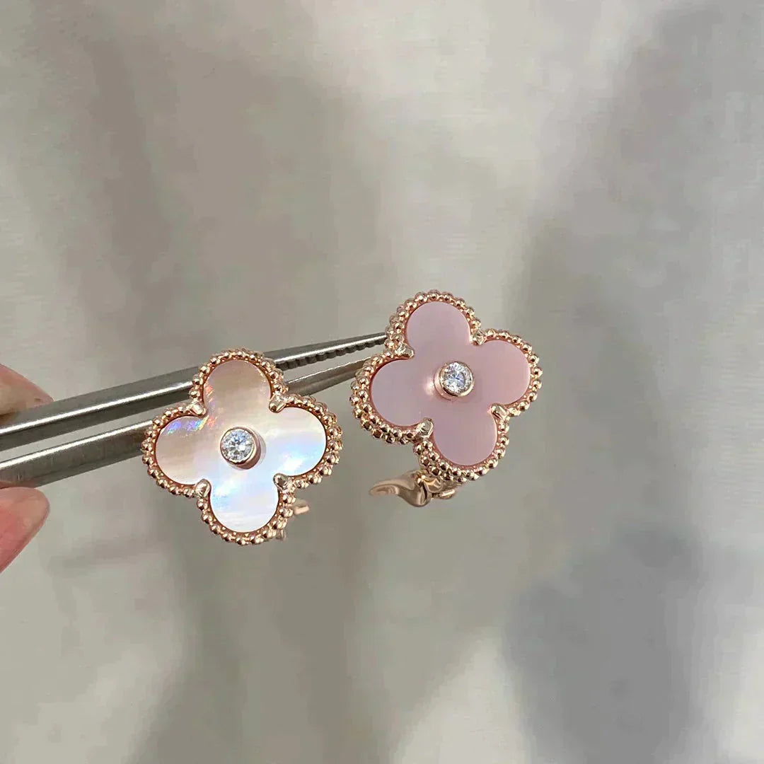 [⭐JeweliWhal]CLOVER MEDIUM 1 MOTIFS  PINK MOP DIAMOND EARRINGS