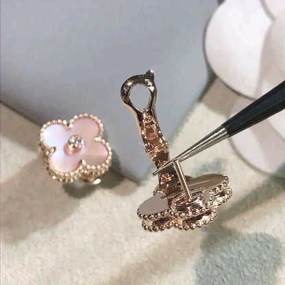 [⭐JeweliWhal]CLOVER MEDIUM 1 MOTIFS  PINK MOP DIAMOND EARRINGS