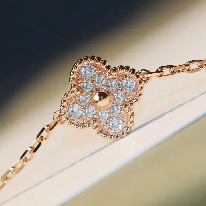 [⭐JeweliWhal]CLOVER 20 MOTIFS LASER DIAMOND NECKLACE