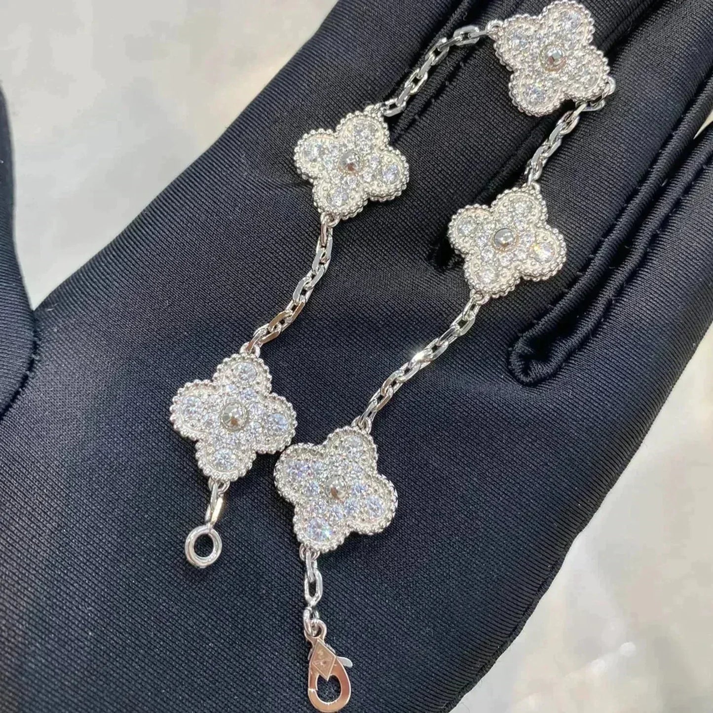 [⭐JeweliWhal] CLOVER 5 MOTIF FULL DIAMOND BRACELET COLLECTION