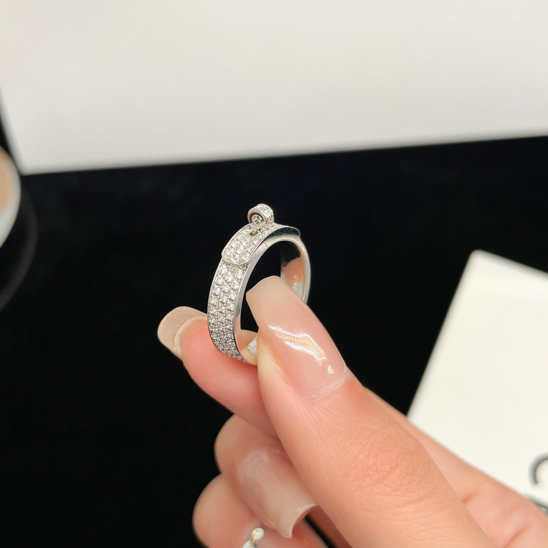 [⭐JeweliWhal]KELLY SILVER DIAMOND RING