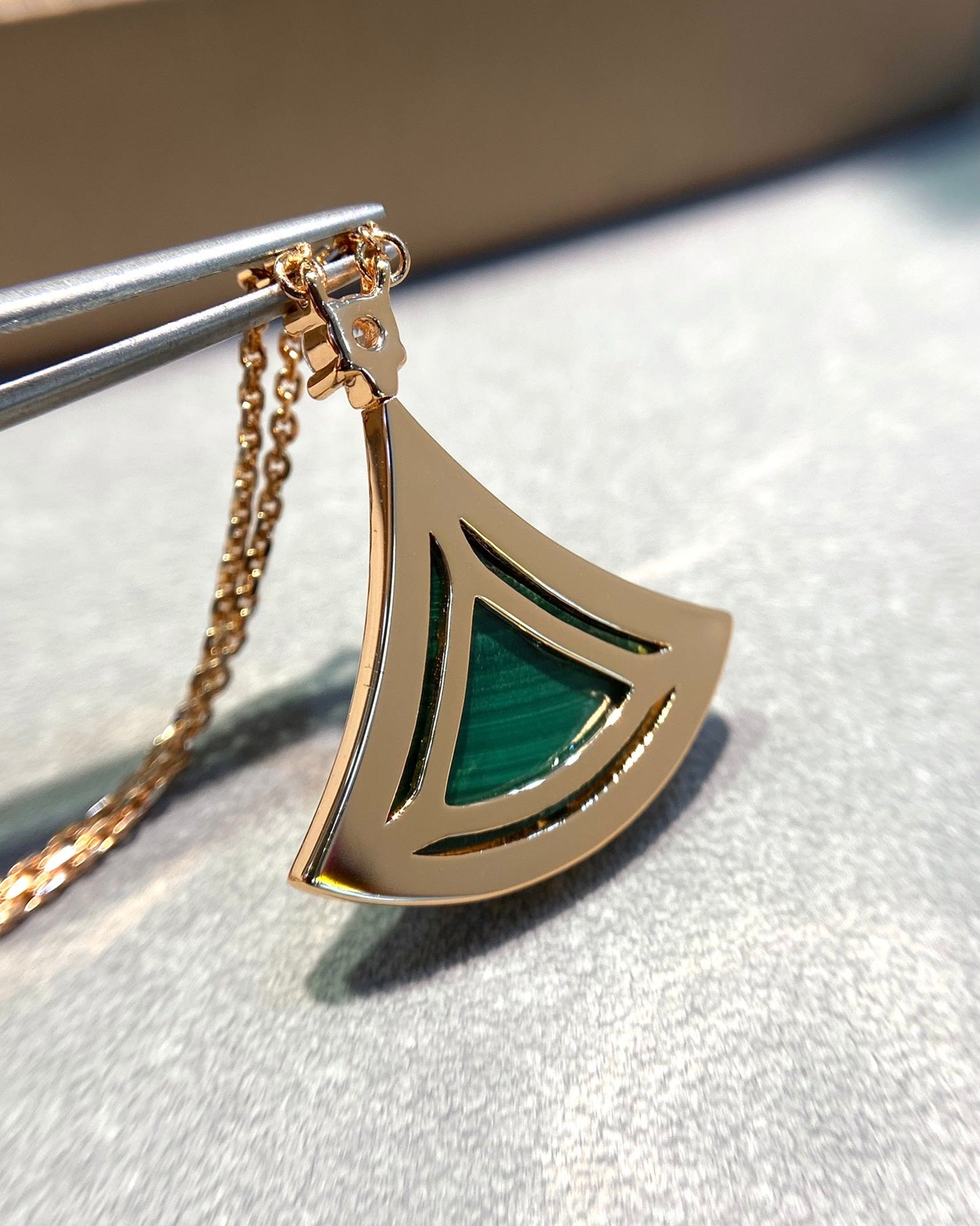 [⭐JeweliWhal]DREAM MALACHITE DIAMOND PAVED PINK GOLD NECKLACE