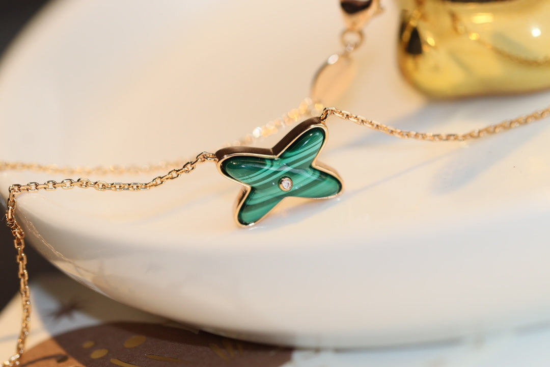 [⭐JeweliWhal]JEUX MALACHITE 1 DIAMOND PINK GOLD NECKLACE