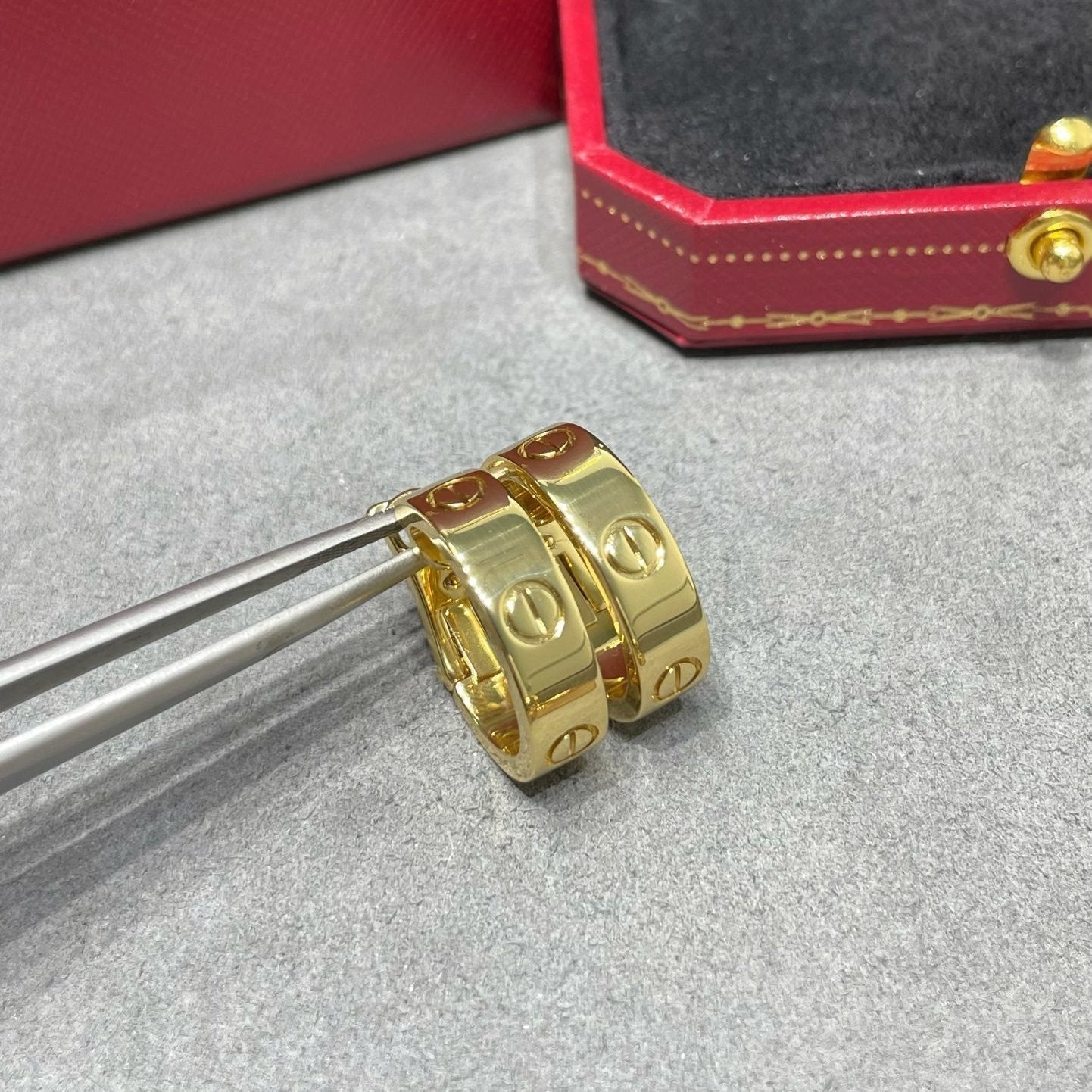 [⭐JeweliWhal]LOVE 5.5MM EARRINGS