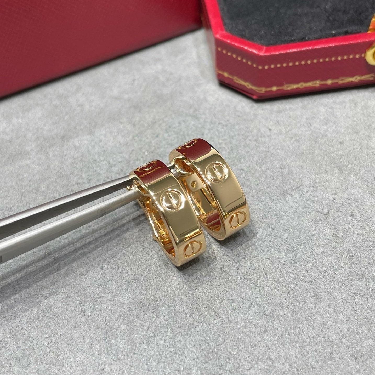 [⭐JeweliWhal]LOVE 5.5MM EARRINGS