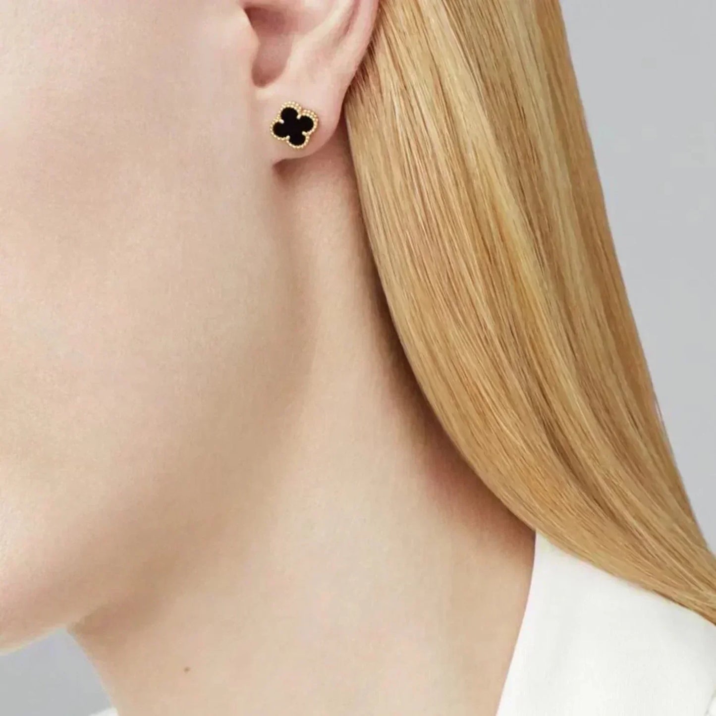 [⭐JeweliWhal]CLOVER MINI 9.5MM BLACK MOP EARRINGS
