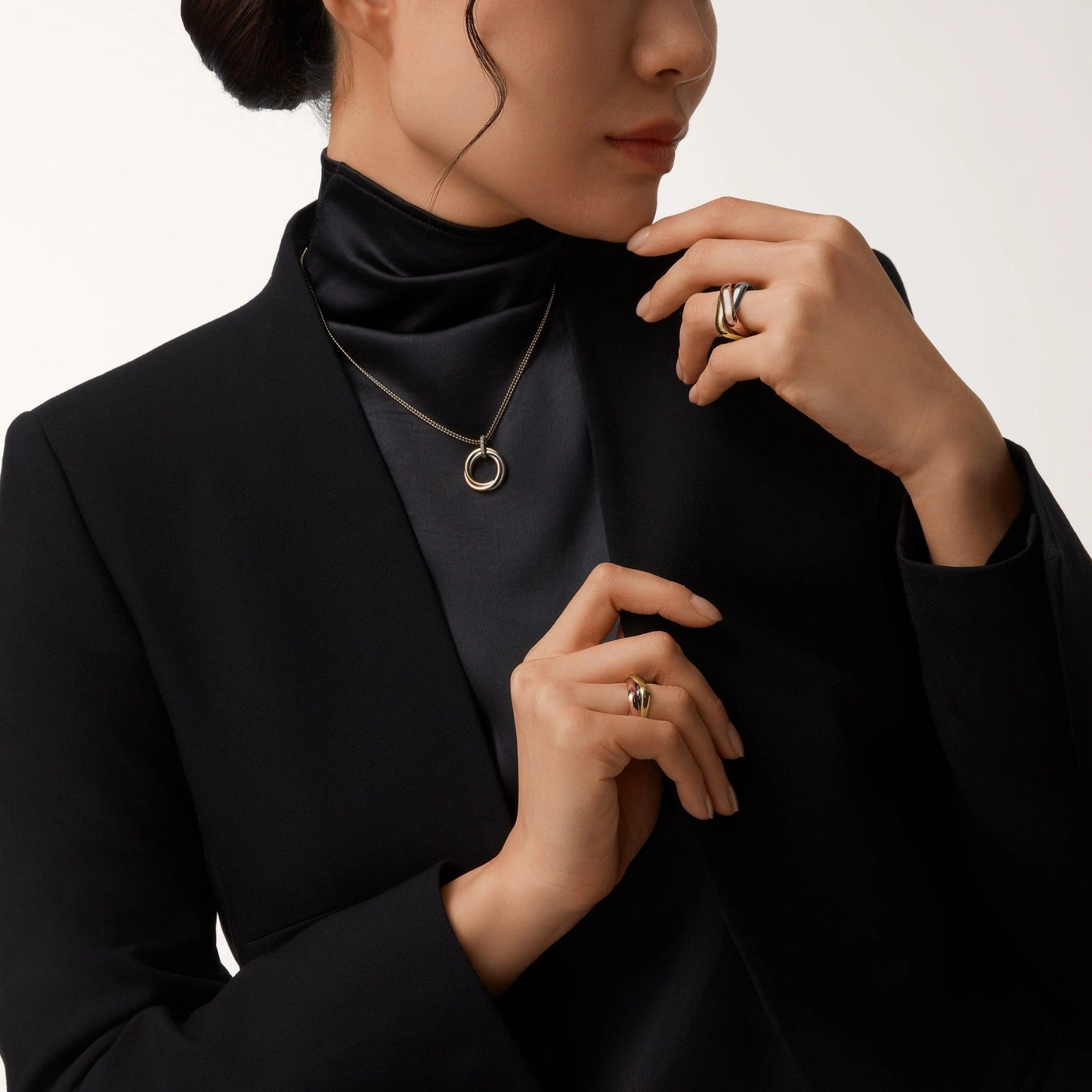 [⭐JeweliWhal]TRINITY MEDIUM  DIAMONDS NECKLACE