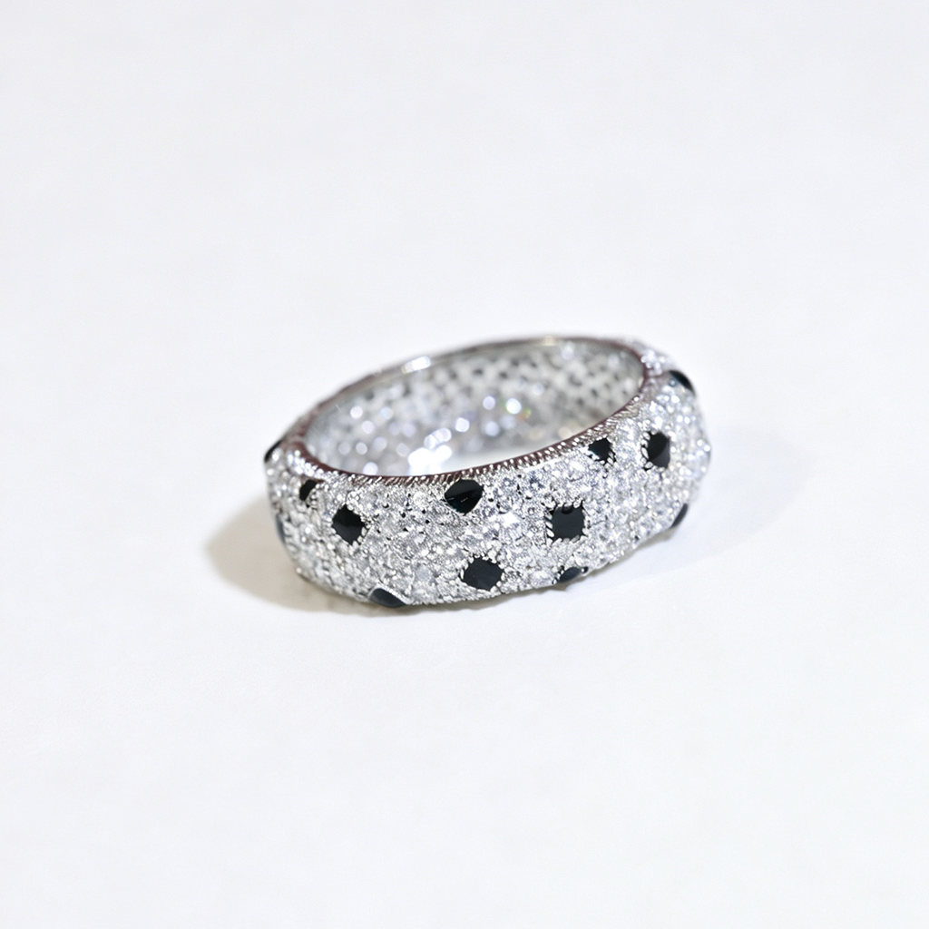 [⭐JeweliWhal]PANTHERE SPOTTED FULL DIAMOND RING