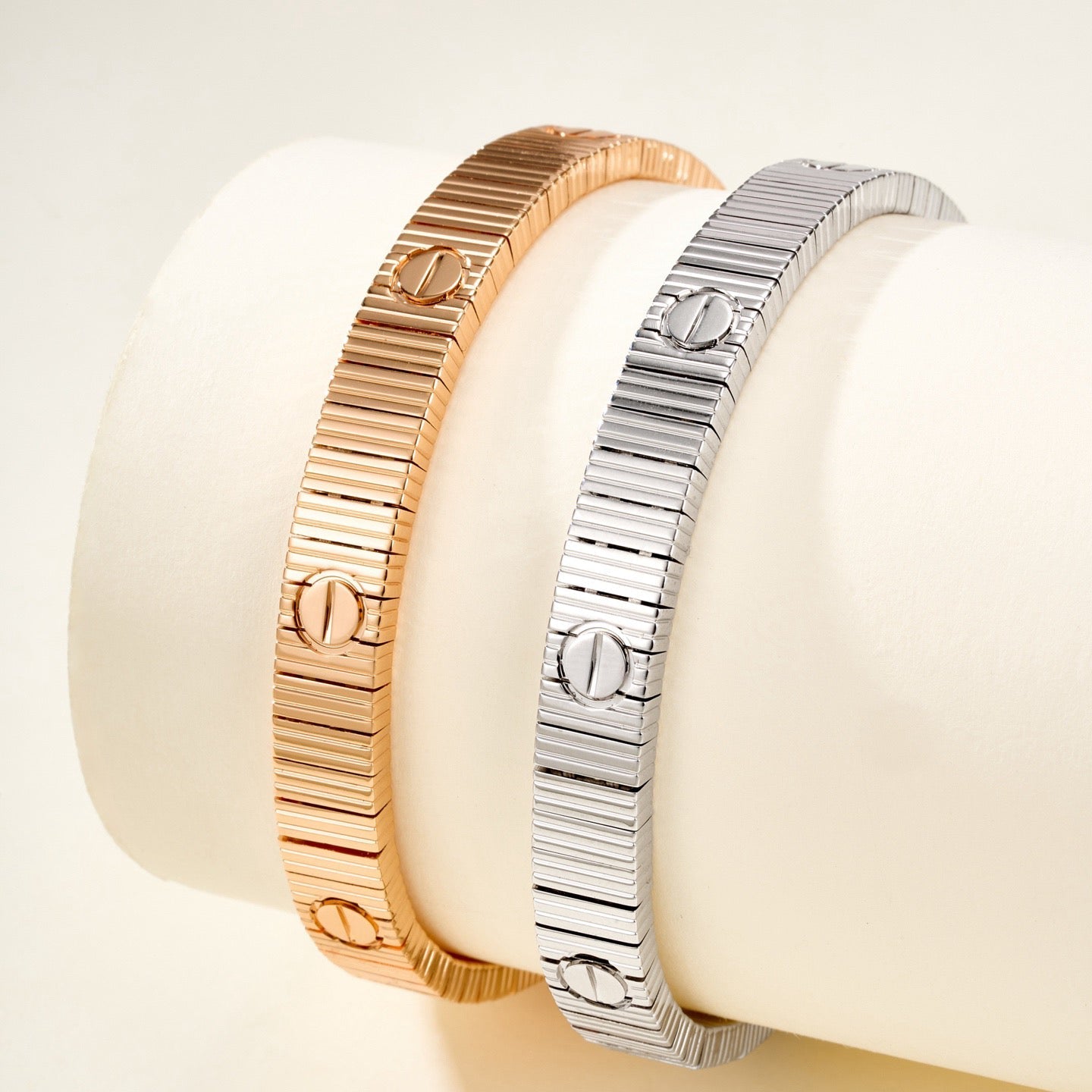 [⭐JeweliWhal]LOVE UNLIMITED BRACELET