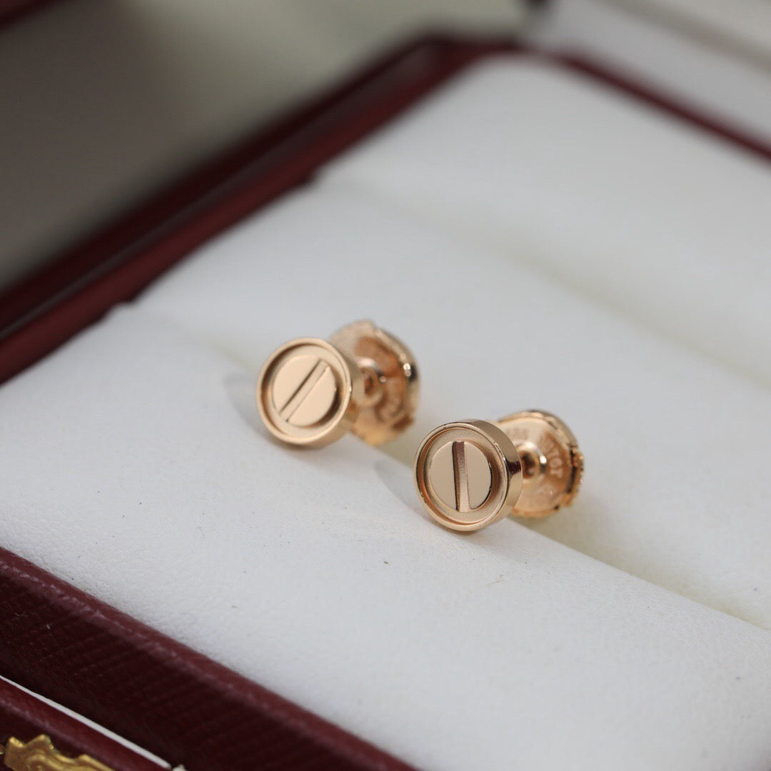 [⭐JeweliWhal]LOVE EARRINGS 7.2MM