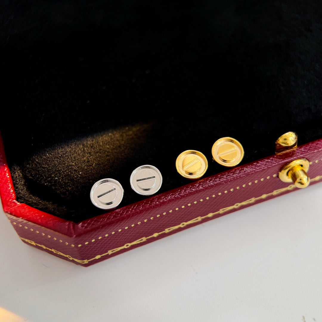 [⭐JeweliWhal]LOVE EARRINGS 7.2MM