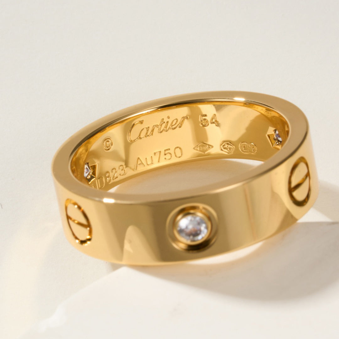 [⭐JeweliWhal]LOVE 4MM 1 DIAMOND RING