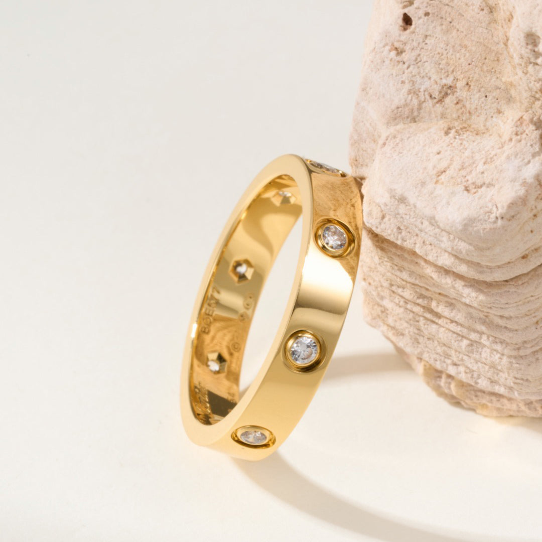 [⭐JeweliWhal]LOVE 4MM 8 DIAMOND RING
