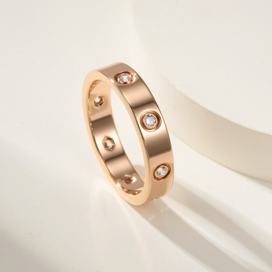 [⭐JeweliWhal]LOVE 4MM 8 DIAMOND RING