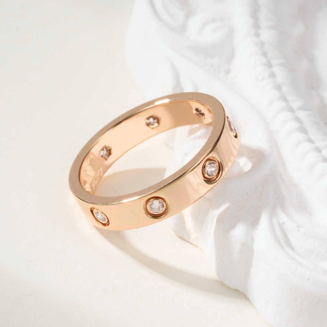 [⭐JeweliWhal]LOVE 4MM 8 DIAMOND RING
