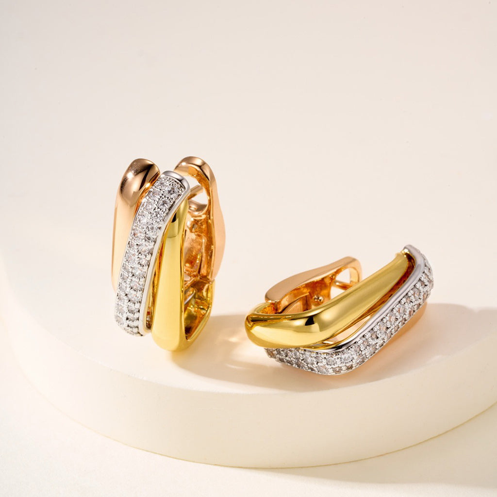 [⭐JeweliWhal]TRINITY HALF DIAMOND  CUSHION EARRINGS