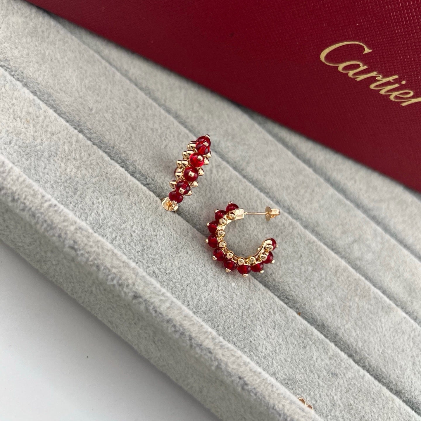 [⭐JeweliWhal]CLASH 7.9MM AGATE CHALCEDONY EARRINGS