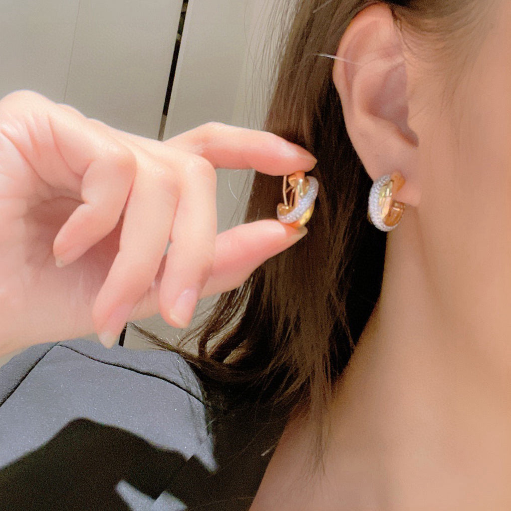 [⭐JeweliWhal]TRINITY HALF DIAMOND  CLASSIC EARRINGS