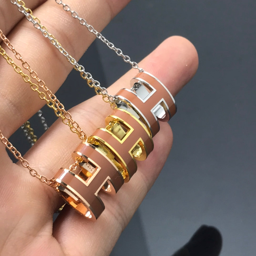 [⭐JeweliWhal]H NECKLACE BROWN
