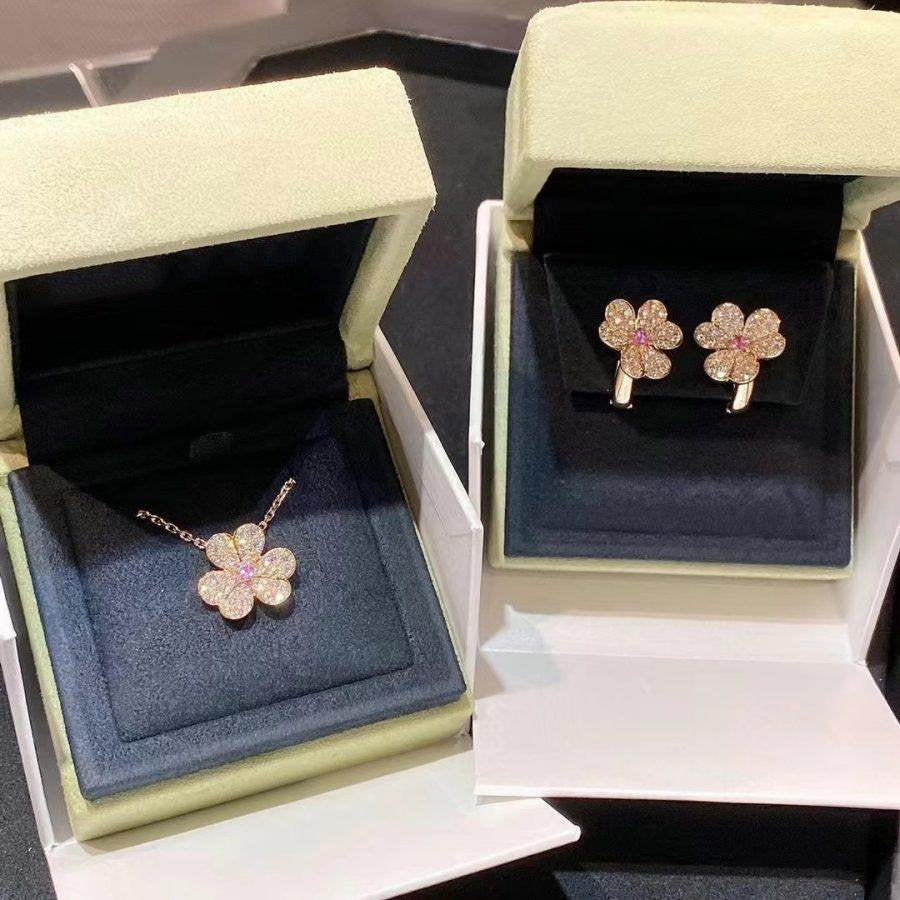 [⭐JeweliWhal]FRIVOLE ROSE GOLD FLOWER DIAMOND NECKLACE