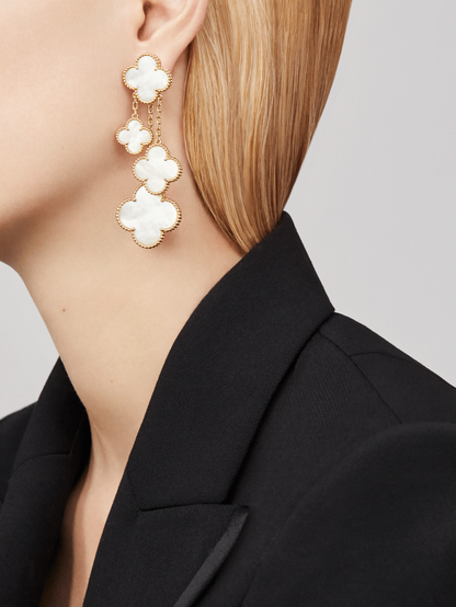 [⭐JeweliWhal]CLOVER EARRINGS WHITE MOP 4 MOTIFS GOLD